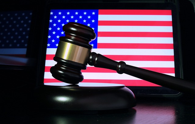 lawyer-attorney-law-judge-640x480-72925008.jpeg
