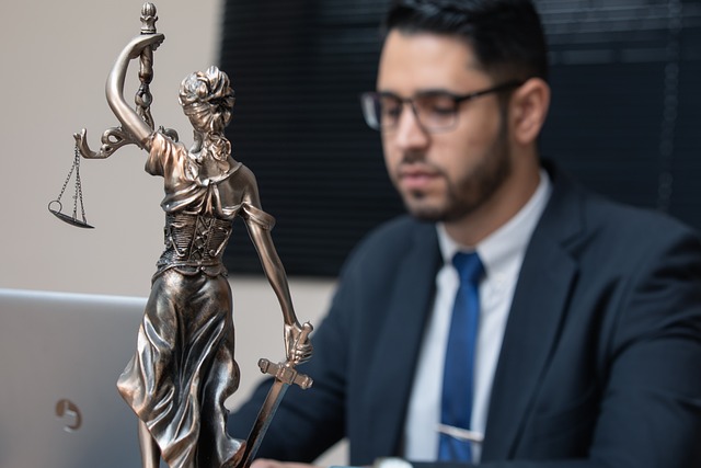 lawyer-attorney-law-judge-640x480-82752354.jpeg